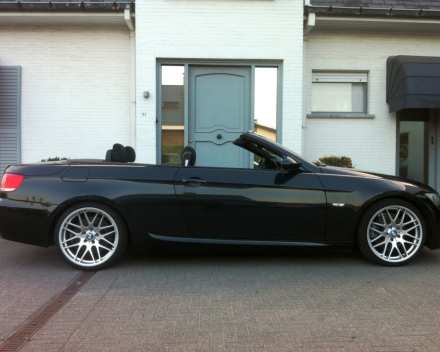 VERKOCHT BMW 325 D CABRIOLET * M-PACK * 3,0DIESEL * NAVIGATIE * GEKEURD * GARANTIE