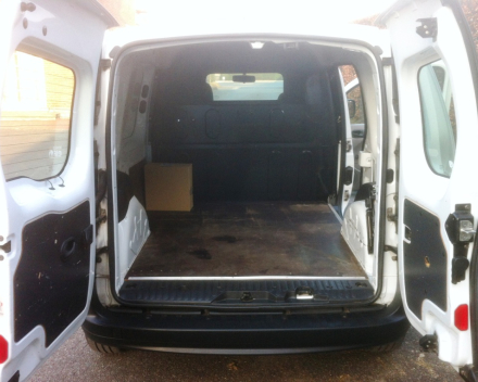 VERKOCHT  RENAULT KANGOO  12/11/2010   96358 KM  GEKEURD VOOR VERKOOP + GARANTIE