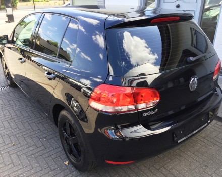 VERKOCHT  VOLKSWAGEN GOLF 6 1,4 BENZINE / ALU VELGEN / DIGITALE AIRCO / ZWART / GEKEURD VOOR VERKOOP + GARANTIE