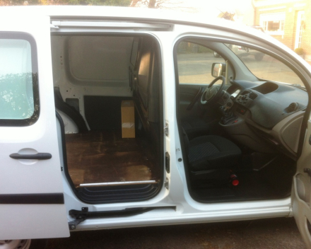 VERKOCHT  RENAULT KANGOO  12/11/2010   96358 KM  GEKEURD VOOR VERKOOP + GARANTIE