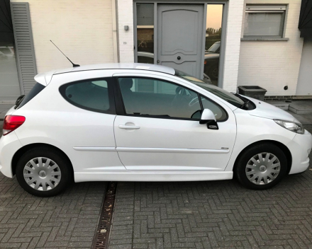 VERKOCHT PEUGEOT 207 1,6 HDI / 3 DEURS / AIRCO / SLECHTS 97524 KM / WIT / GARANTIE