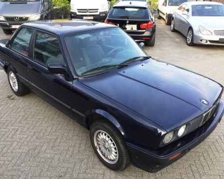 VERKOCHT  BMW E30  318 I COUPE