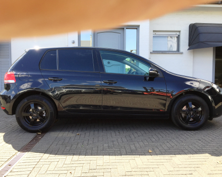 VERKOCHT  VOLKSWAGEN GOLF 6 1,4 BENZINE / ALU VELGEN / DIGITALE AIRCO / ZWART / GEKEURD VOOR VERKOOP + GARANTIE