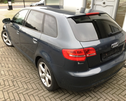 VERKOCHT AUD A3 1,6 TDI  S-LINE / LEDER / ALU / GEKEURD