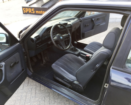 VERKOCHT  BMW E30  318 I COUPE