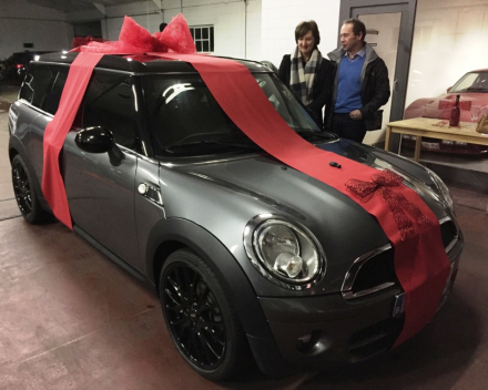 VERKOCHT MINI CLUBMAN DIESEL COOPER WORKS-VELGEN &quot;IN CADEAUVERPAKKING VOOR VERJAARDAG&quot;