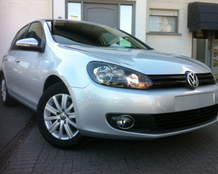 VERKOCHT VOLKSWAGEN GOLF 6 1,6 TDI * ZILVER METAAL * DIG.AIRCO * GEKEURD * GARANTIE