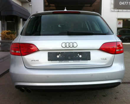 VERKOCHT   AUDI A4  2,0 TDI AVANT