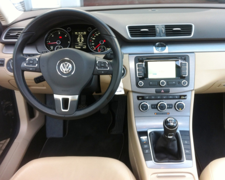 VERKOCHT  VOLKSWAGEN PASSAT FULL OPTION