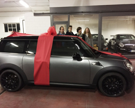 VERKOCHT MINI CLUBMAN DIESEL COOPER WORKS-VELGEN &quot;IN CADEAUVERPAKKING VOOR VERJAARDAG&quot;