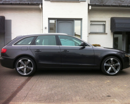 VERKOCHT AUDI A4 2,0 TDI AVANT * NAVI * BEIGE LEDER * 19&quot; VELGEN * GEKEURD * GARANTIE