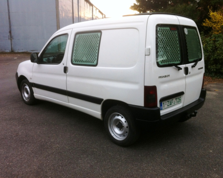 VERKOCHT  PEUGEOT PARTNER 07/07/2006  103823 KM GEKEURD VOOR VERKOOP + GARANTIE