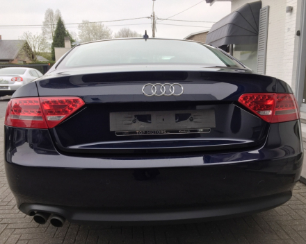 VERKOCHT  AUDI A5 COUPE / 2,0 TDI / LEDER / ALU VELGEN / NAVIGATIE / GEKEURD VOOR VERKOOP