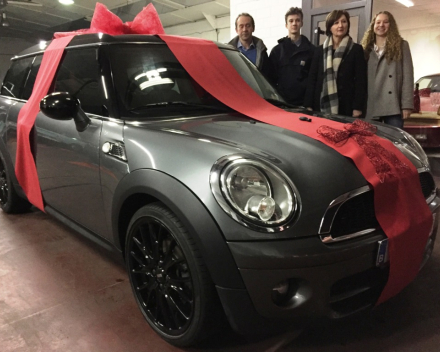 VERKOCHT MINI CLUBMAN DIESEL COOPER WORKS-VELGEN &quot;IN CADEAUVERPAKKING VOOR VERJAARDAG&quot;