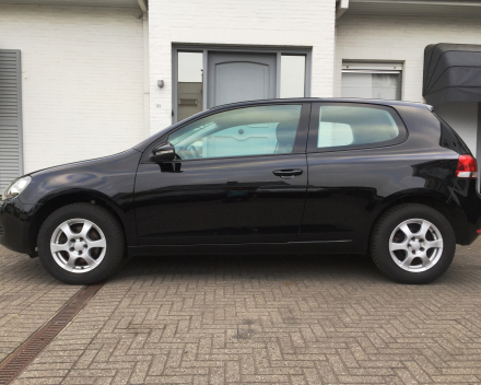 VW GOLF 1,4i Trendline Bezine Zwart - 09/2009 -73902 km