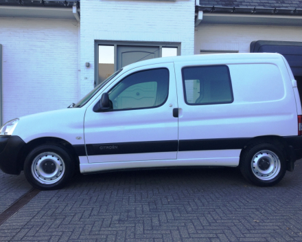 VERKOCHT  CITROEN BERLINGO 1,6HDI / LICHTE VRACHT / BJ 2008 / GEKEURD VOOR VERKOOP