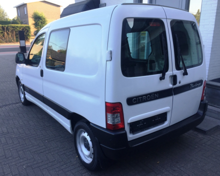 VERKOCHT  CITROEN BERLINGO 1,6HDI / LICHTE VRACHT / BJ 2008 / GEKEURD VOOR VERKOOP