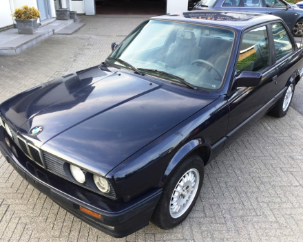 VERKOCHT  BMW E30  318 I COUPE