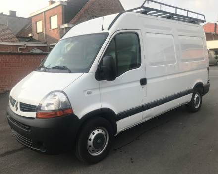 VERKOCHT  RENAULT MASTER 2,5 DCI / L2H2 / LICHTE VRACHT / GEKEURD + GARANTIE