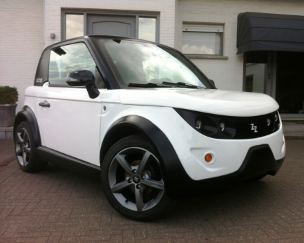 VERKOCHT  TAZZARI ZERO * VOLLEDIG ELEKTRISCHE VOERTUIG *  LEDER INTERIEUR * SLECHTS 5918 KM * BJ 08/02/2013 