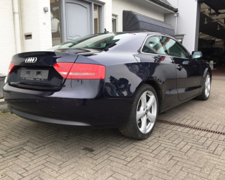 VERKOCHT  AUDI A5 COUPE / 2,0 TDI / LEDER / ALU VELGEN / NAVIGATIE / GEKEURD VOOR VERKOOP