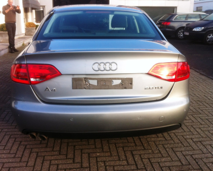 VERKOCHT AUDI A4 2,0TDI * AUTOMAAT * ENKEL HANDELAAR