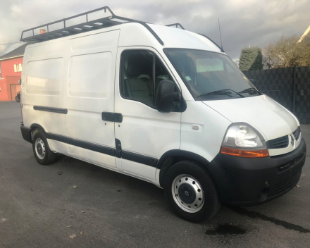 VERKOCHT  RENAULT MASTER 2,5 DCI / L2H2 / LICHTE VRACHT / GEKEURD + GARANTIE