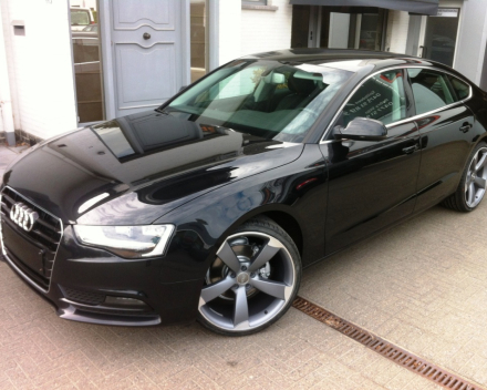 VERKOCHT AUDI A5 2,0TDI SPORTBACK