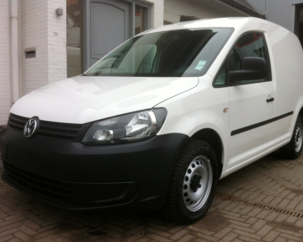 VERKOCHT  VOLKSWAGEN CADDY  * SLECHTS 8501 KM ! * 07/04/2015 * LICHTE VRACHTWAGEN * GEKEURD * GARANTIE