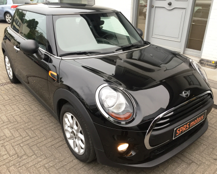 VERKOCHT MINI 1,2 BENZINE NIEUW MODEL / NAVIGATIE / ZWART / SLECHTS 24187 KM