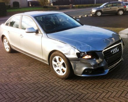 VERKOCHT AUDI A4 2,0TDI * AUTOMAAT * ENKEL HANDELAAR