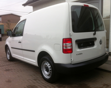 VERKOCHT  VOLKSWAGEN CADDY  * SLECHTS 8501 KM ! * 07/04/2015 * LICHTE VRACHTWAGEN * GEKEURD * GARANTIE