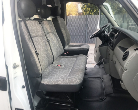 VERKOCHT  RENAULT MASTER 2,5 DCI / L2H2 / LICHTE VRACHT / GEKEURD + GARANTIE