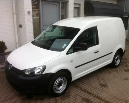 VERKOCHT  VOLKSWAGEN CADDY  * SLECHTS 8501 KM ! * 07/04/2015 * LICHTE VRACHTWAGEN * GEKEURD * GARANTIE