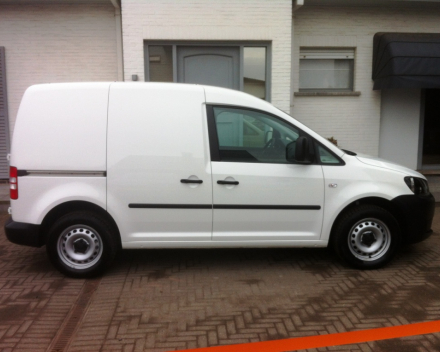 VERKOCHT  VOLKSWAGEN CADDY  * SLECHTS 8501 KM ! * 07/04/2015 * LICHTE VRACHTWAGEN * GEKEURD * GARANTIE