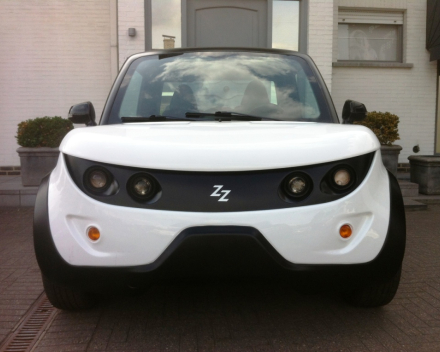 VERKOCHT  TAZZARI ZERO * VOLLEDIG ELEKTRISCHE VOERTUIG *  LEDER INTERIEUR * SLECHTS 5918 KM * BJ 08/02/2013 