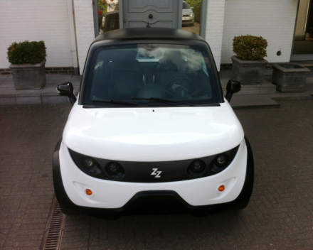 VERKOCHT  TAZZARI ZERO * VOLLEDIG ELEKTRISCHE VOERTUIG *  LEDER INTERIEUR * SLECHTS 5918 KM * BJ 08/02/2013 