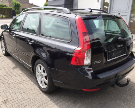 VERKOCHT  VOLVO V50 2,0 DIESEL / LEDER / ALU VELGEN / GEKEURD VOOR VERKOOP