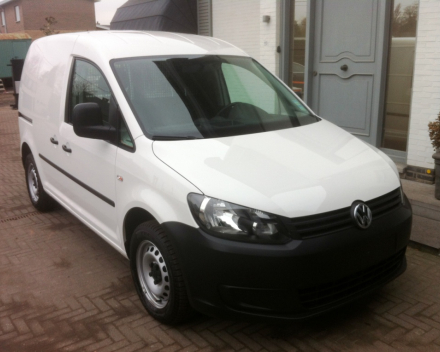 VERKOCHT  VOLKSWAGEN CADDY  * SLECHTS 8501 KM ! * 07/04/2015 * LICHTE VRACHTWAGEN * GEKEURD * GARANTIE