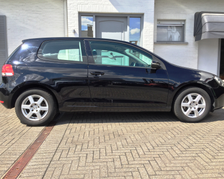 VW GOLF 1,4i Trendline Bezine Zwart - 05/2009 -90996 km