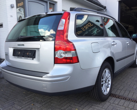 VERKOCHT VOLVO V50 1,6 MET ZWART LEDER INTERIEUR / GEKEURD