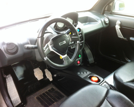 VERKOCHT  TAZZARI ZERO * VOLLEDIG ELEKTRISCHE VOERTUIG *  LEDER INTERIEUR * SLECHTS 5918 KM * BJ 08/02/2013 