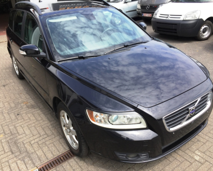 VERKOCHT  VOLVO V50 2,0 DIESEL / LEDER / ALU VELGEN / GEKEURD VOOR VERKOOP