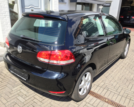 VW GOLF 1,4i Trendline Bezine Zwart - 05/2009 -90996 km