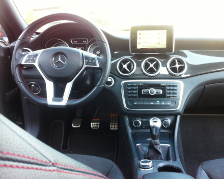 VERKOCHT MERCEDES CLA 180 CDI * FULL AMG-PACK * LEDER * NAVI * GEKEURD / GARANTIE