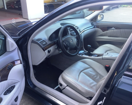 VERKOCHT  MERCEDES E 200 CDI 