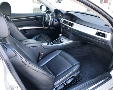 VERKOCHT  BMW 320 COUPE X-DRIVE / 4*4 / LEDER / NAVIGATIE / AUTOMAAT / GEKEURD VOOR VERKOOP