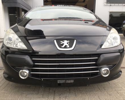 VERKOCHT  PEUGEOT 307 CABRIOLET 2,0 BENZINE / DIGITALE AIRCO / ALU VELGEN / GEKEURD VOOR VERKOOP