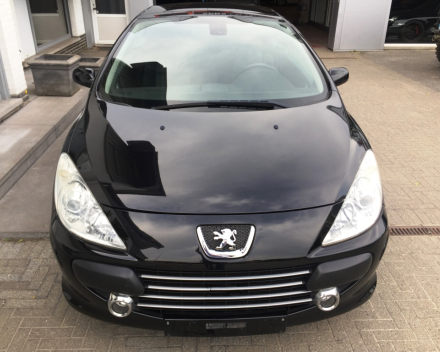 VERKOCHT  PEUGEOT 307 CABRIOLET 2,0 BENZINE / DIGITALE AIRCO / ALU VELGEN / GEKEURD VOOR VERKOOP