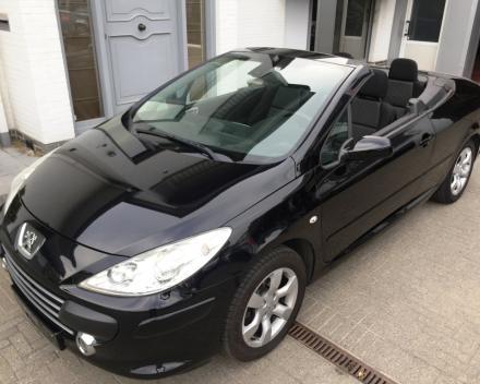 VERKOCHT  PEUGEOT 307 CABRIOLET 2,0 BENZINE / DIGITALE AIRCO / ALU VELGEN / GEKEURD VOOR VERKOOP